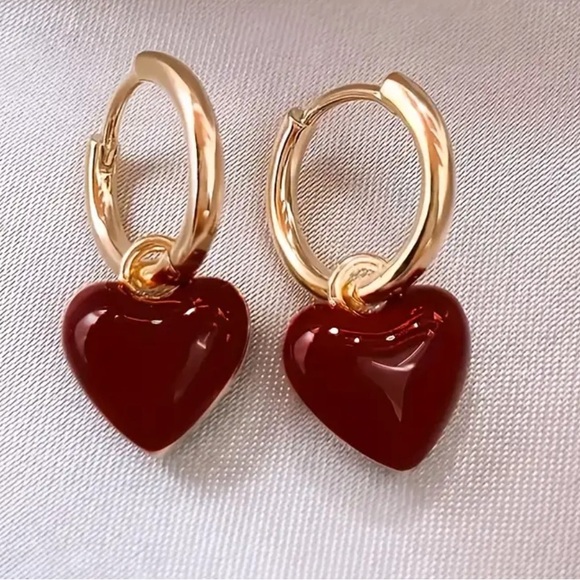 Elegant Red Heart Drop Earrings Chic & Simple Zinc Alloy Dangle Earrings - Picture 10 of 11